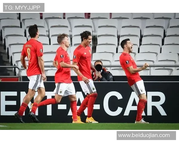 西甲精彩对决莱比锡与国米战成平局神扑瞬间成比赛转折点分析